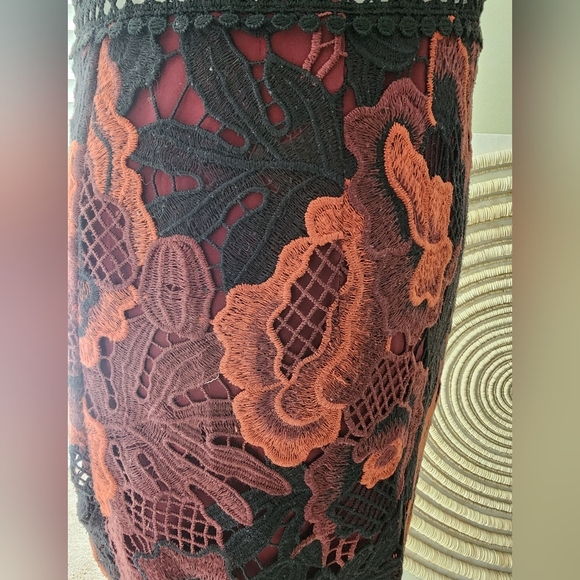 Neiman Marcus Lace Dress Sz. Baddie Style - Picture 6 of 7